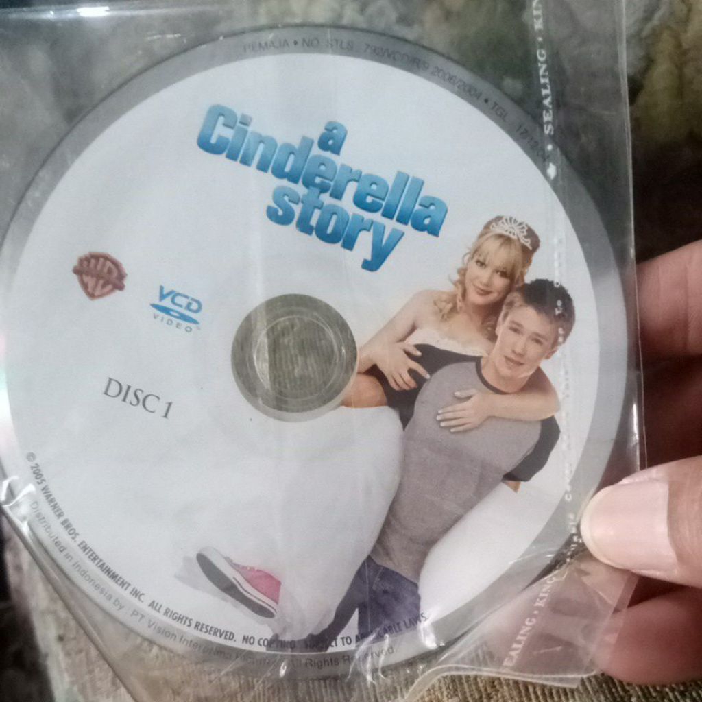 vcd Barat no cover a Cinderella story