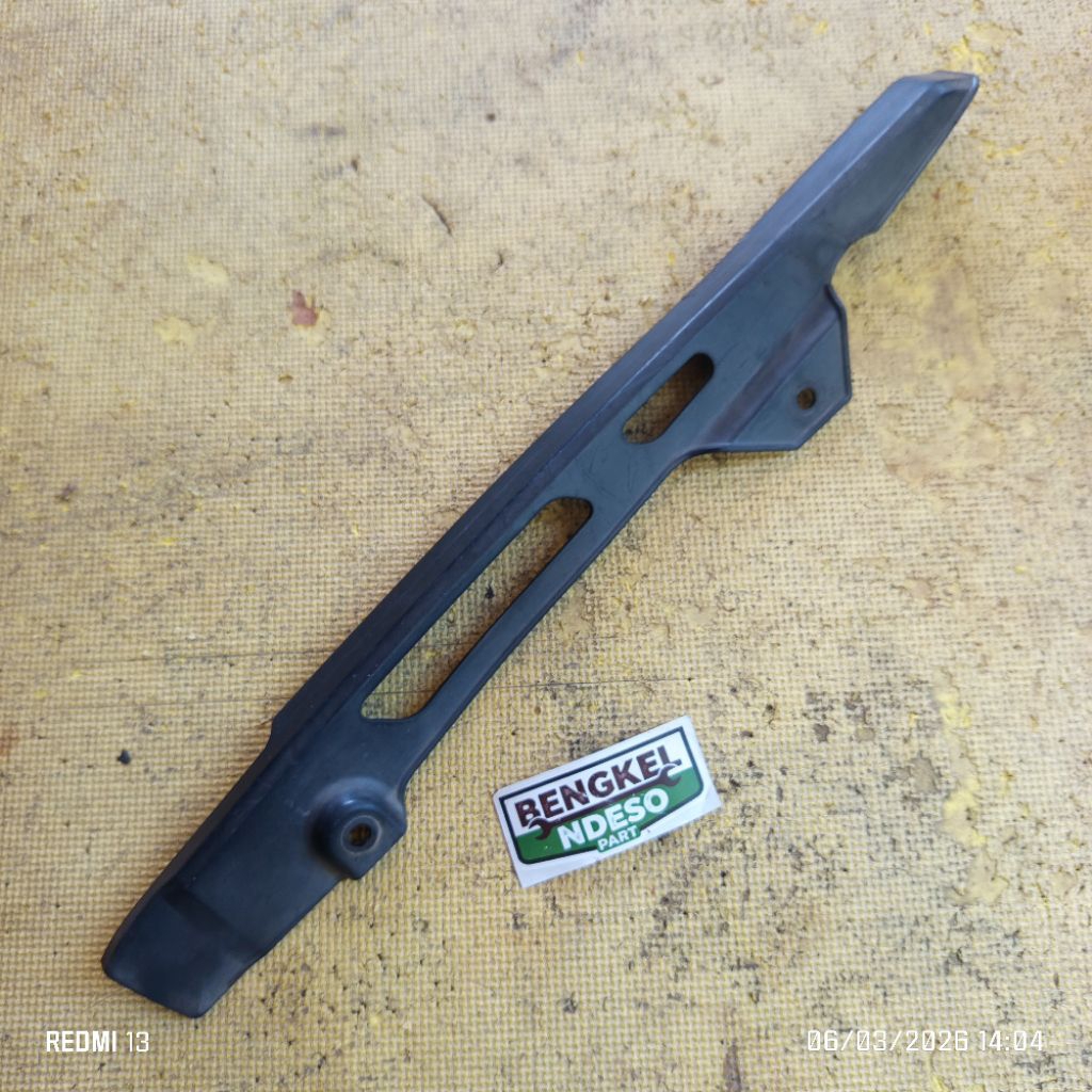 Tutup rantai suzuki shogun 125