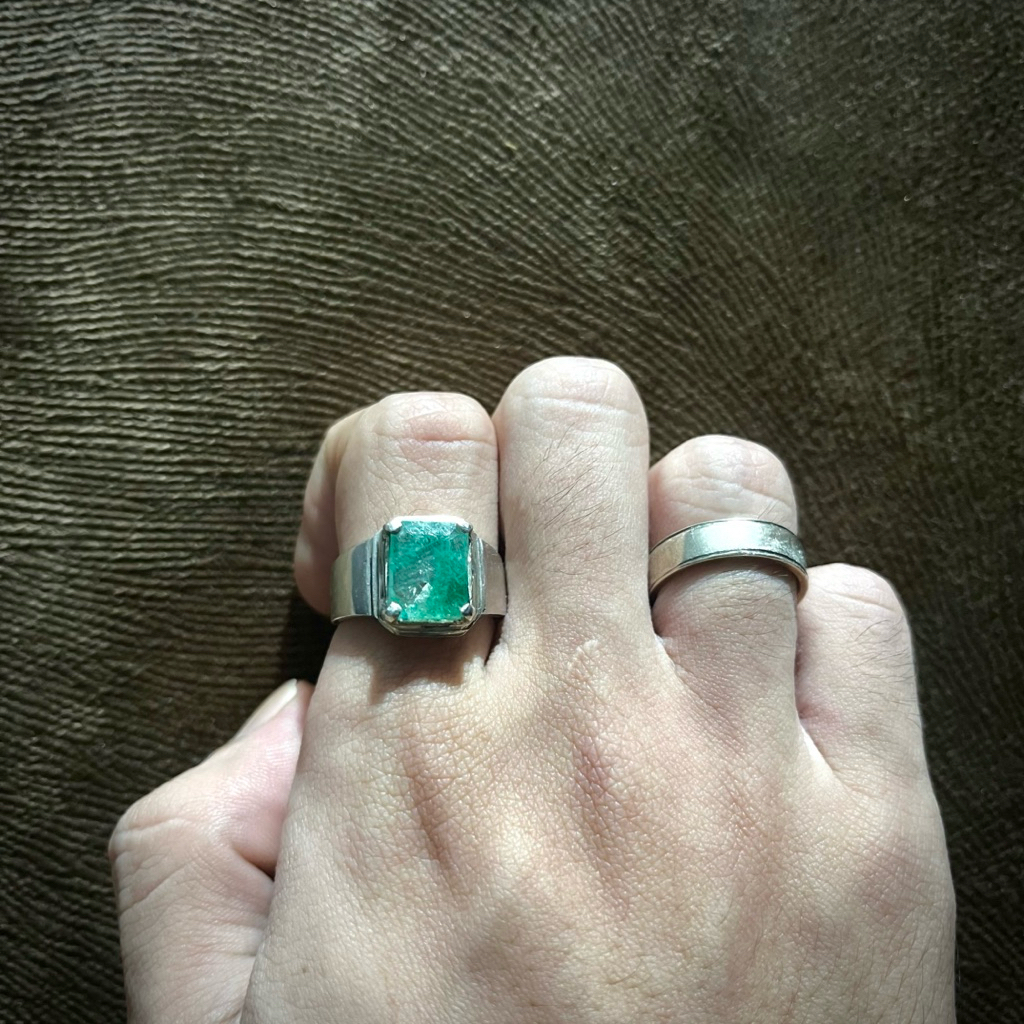 cincin perak batu emerald