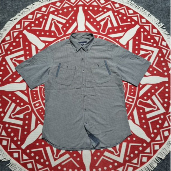 Emperial Armani Jeans pria lengan pendek