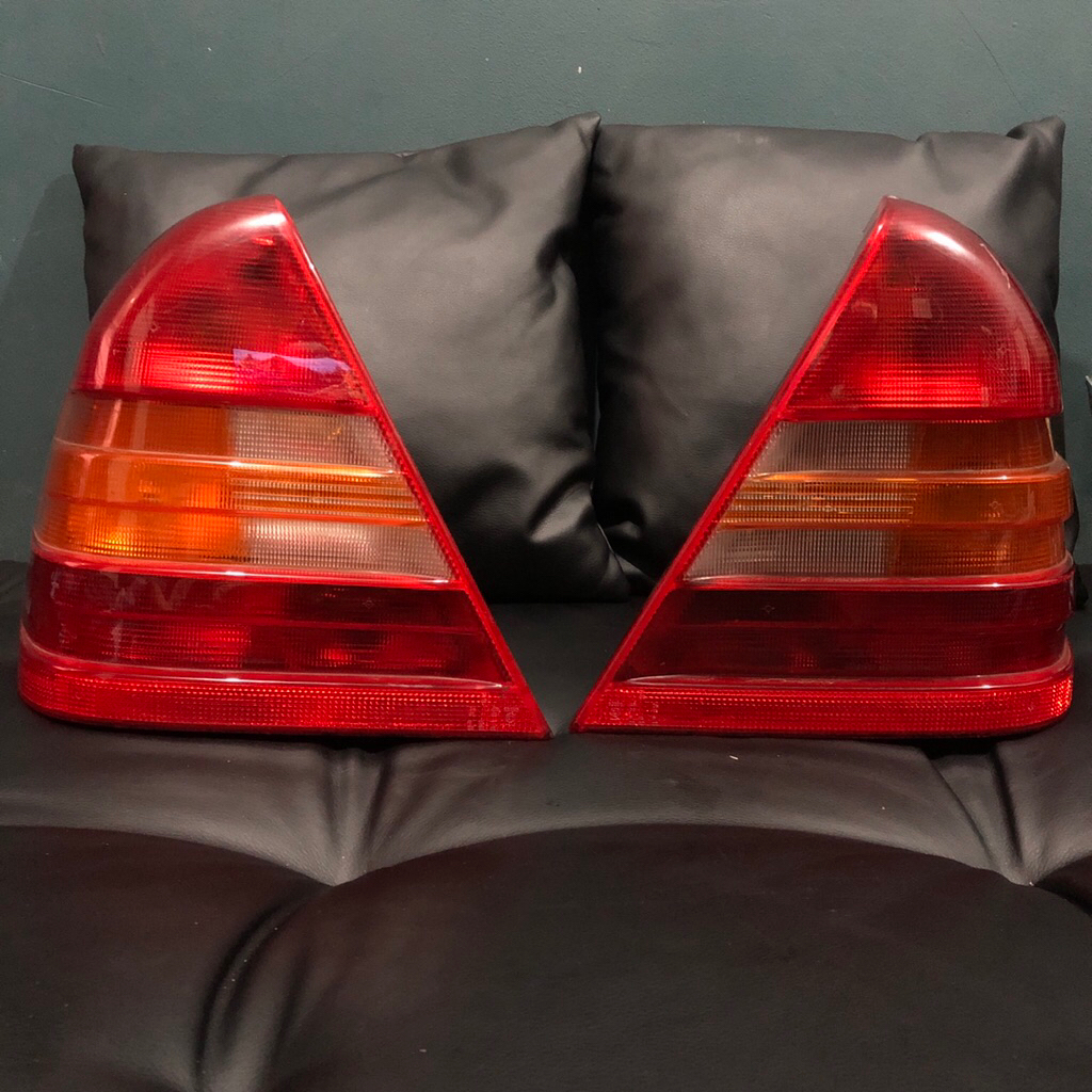 Stoplamp W202 / Lampu Belakang W202