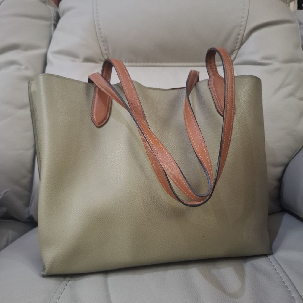 Preloved Coach Tote Bag Wanita Branded