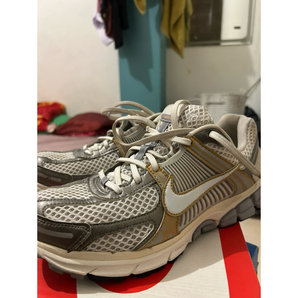 nike vomero 5 second bekas