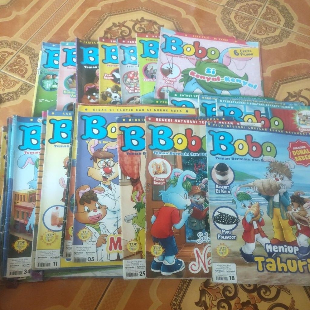 MAJALAH BOBO BEKAS , KHUSUS THN 2015 ( RANDOM JUDUL)