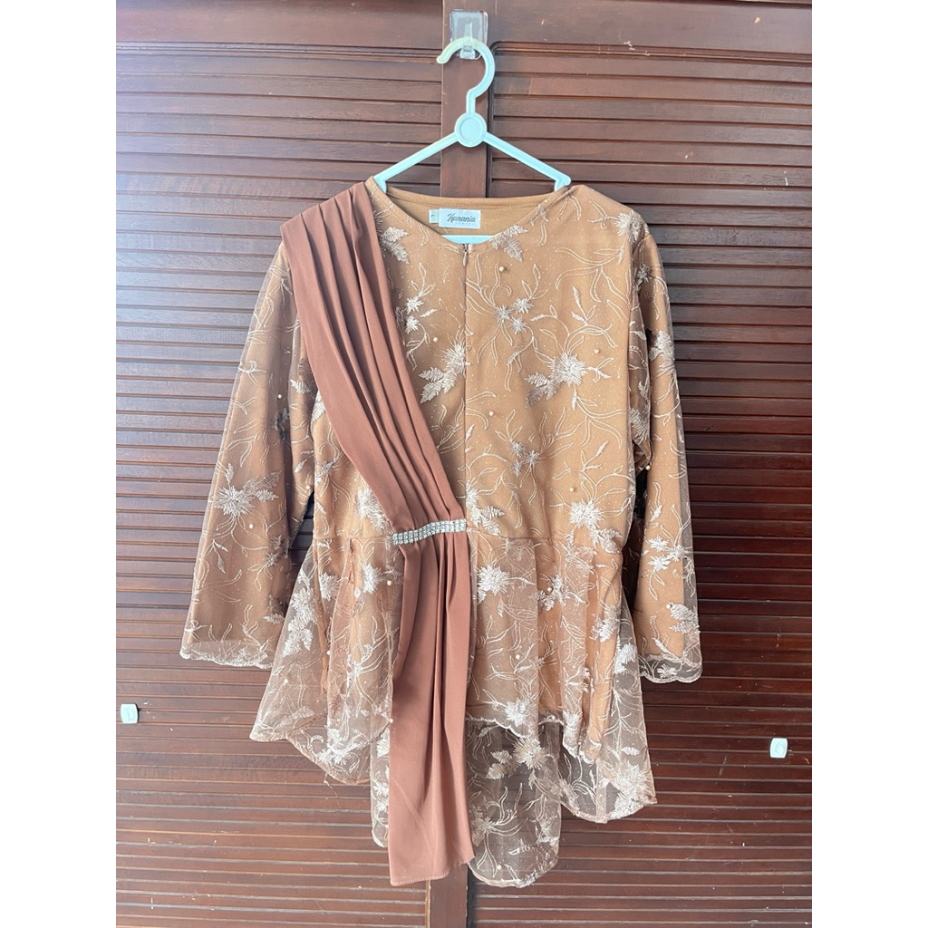 PL KEBAYA BROKAT/ BRUKAT/ KEBAYA WISUDA/ KEBAYA KONDANGAN SIZE L