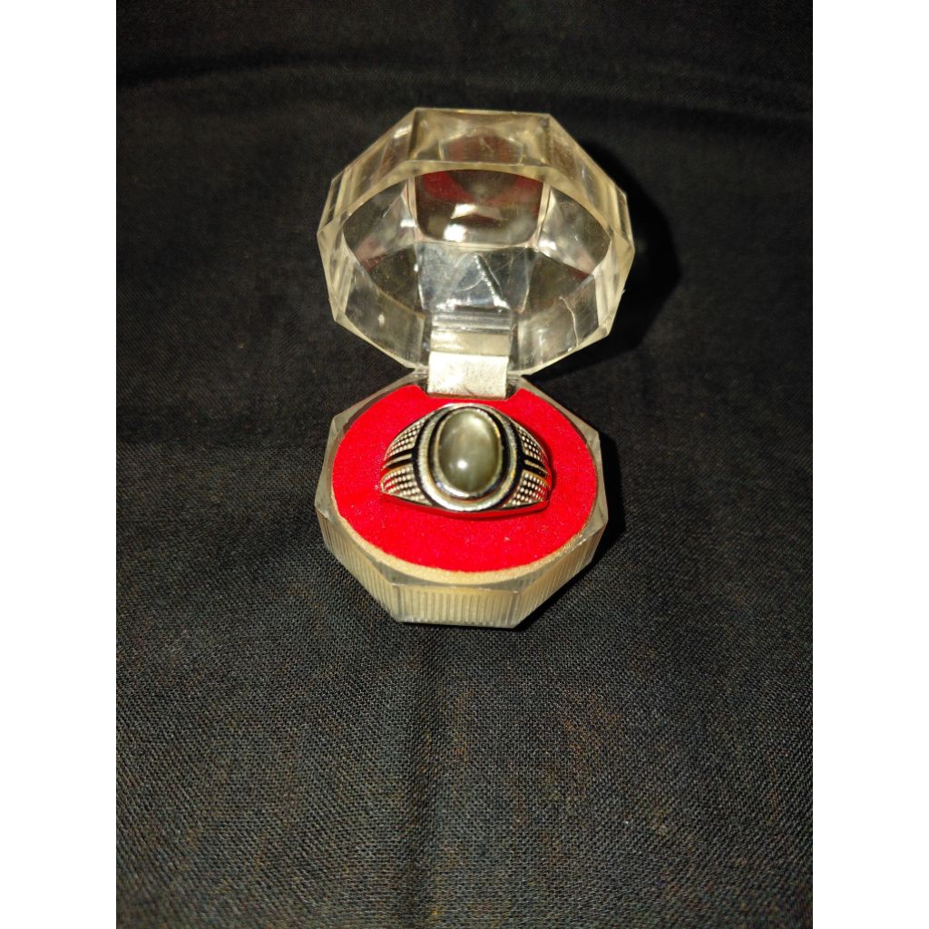 Cincin Batu Akik Black Safir atau Natural Black Star Sapphire