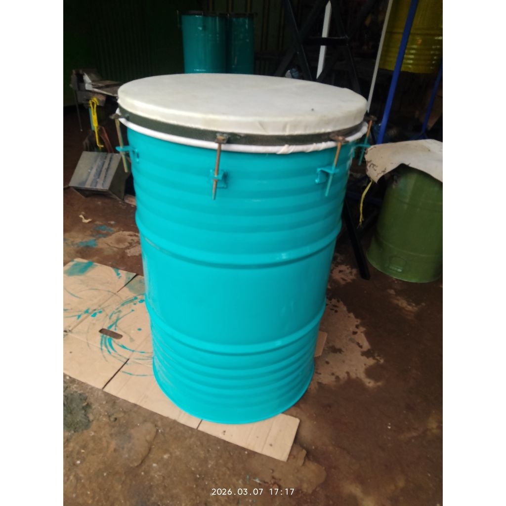 BEDUG MUSOLAH DARI DRUM DAN KULIT KAMBING