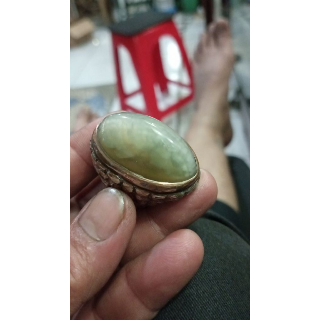 BATU PANDAN SEMU LUMUT