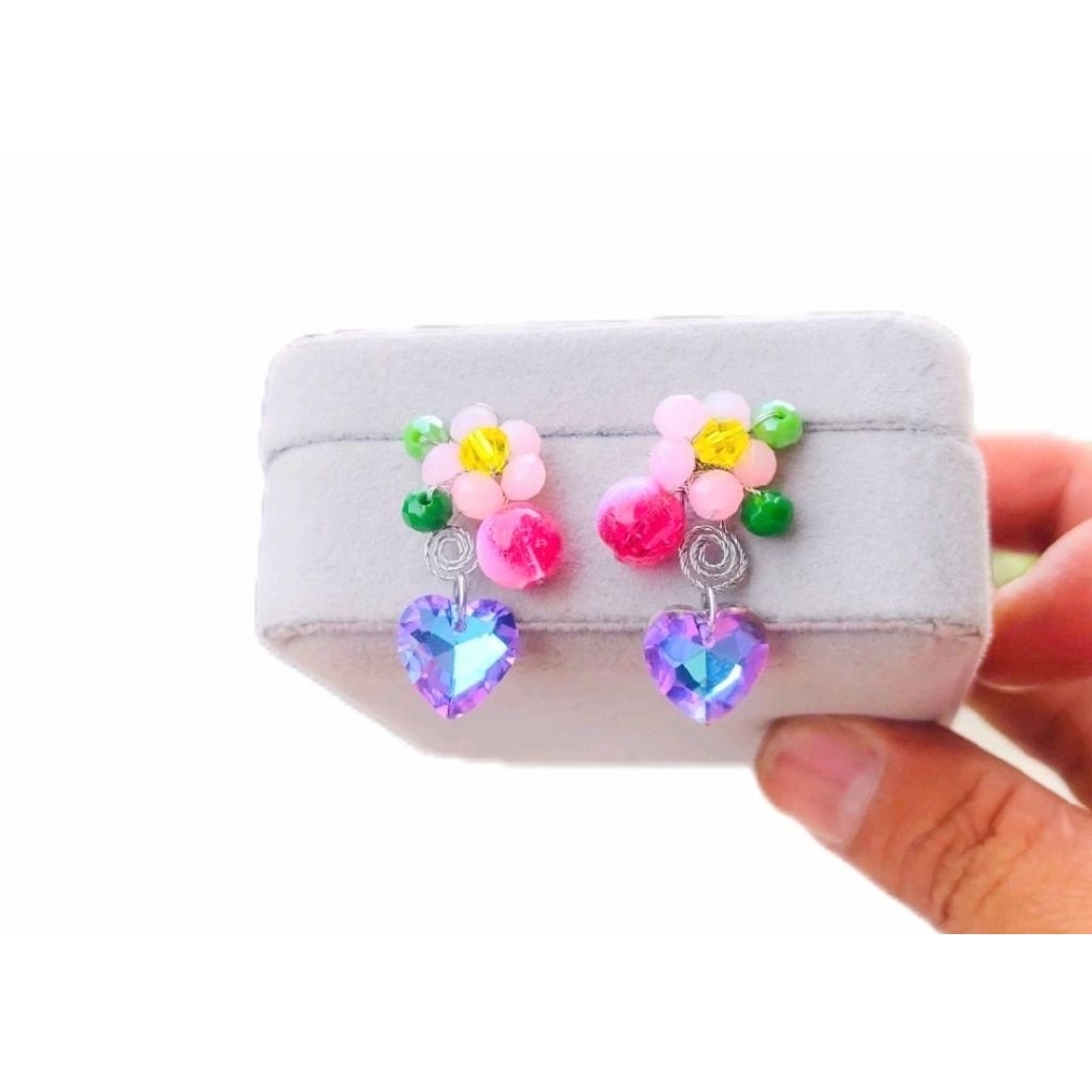 Model terbaru anting bunga mewah dan cincin original swarovski