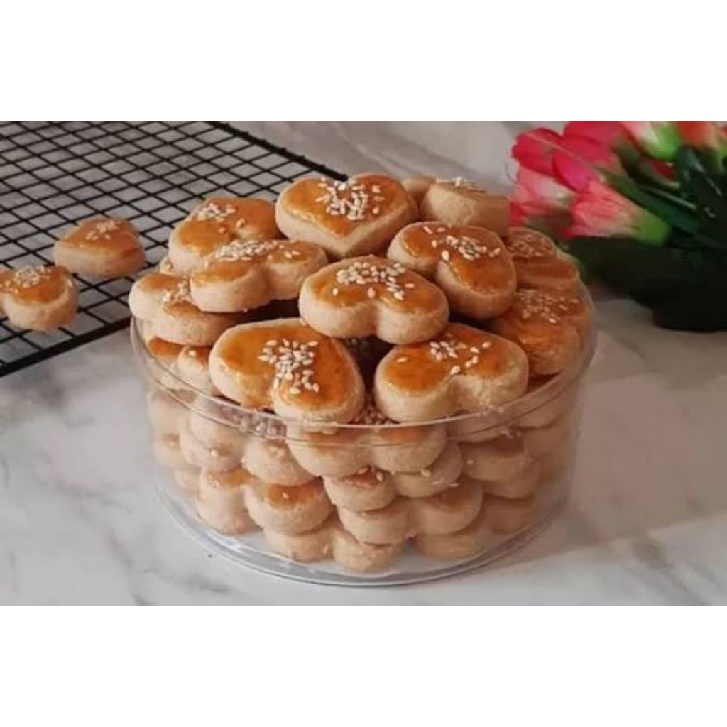 kue kering 1kg nastar/thumprint strawberry/bangkit santan/salju/Cornflakes coklat/cookies