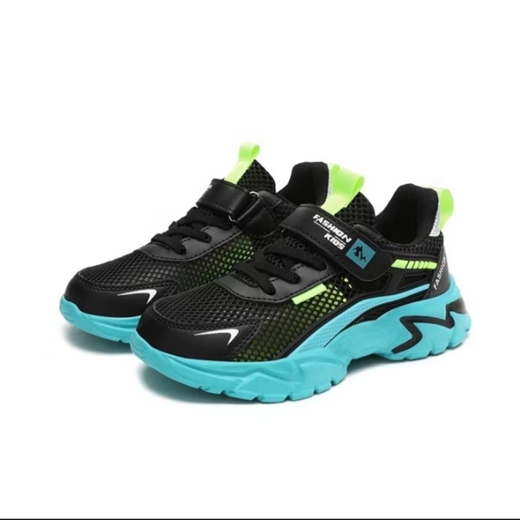 Sepatu Anak Laki-laki size 31 PL