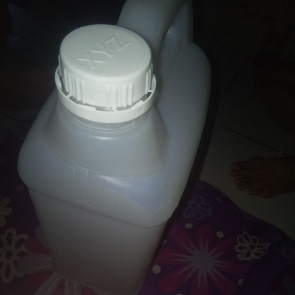 jerigen 5 liter tutup segel