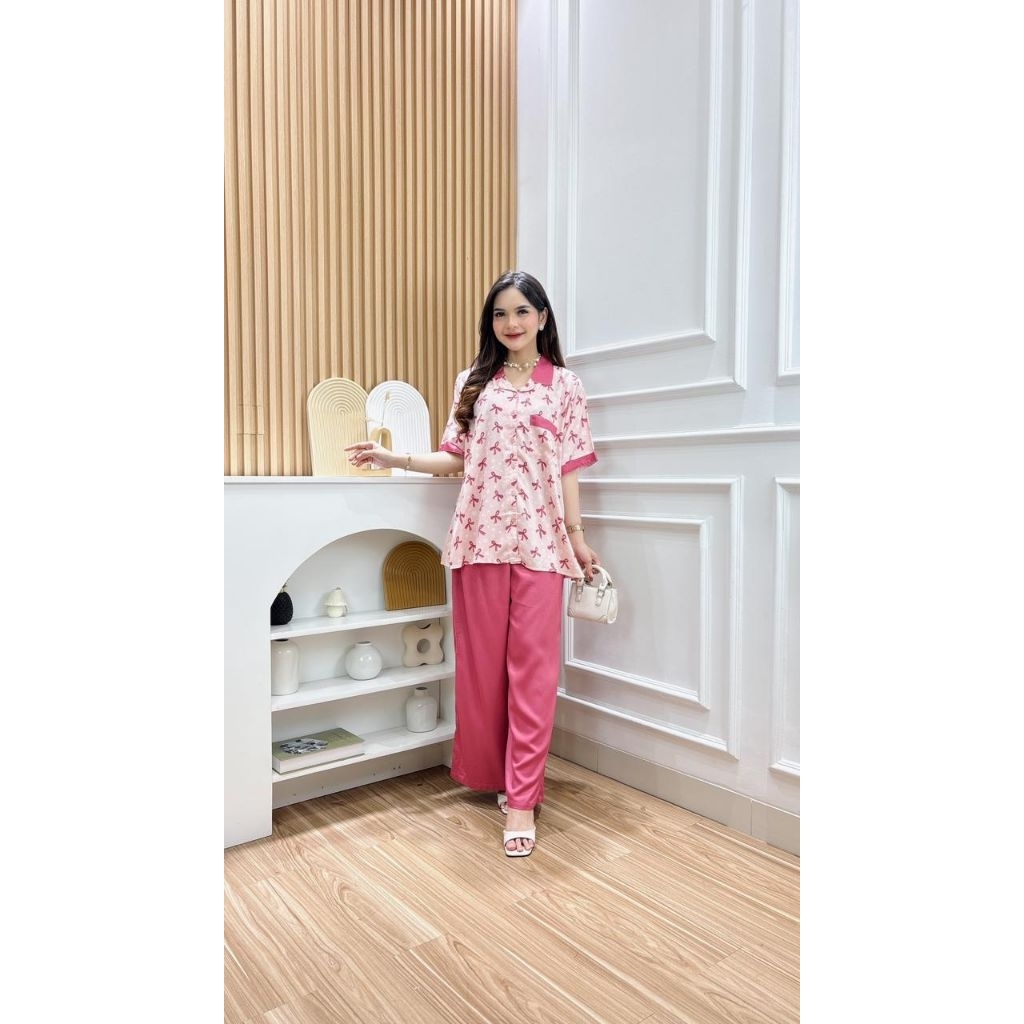 Nadia setcel by Kanaya