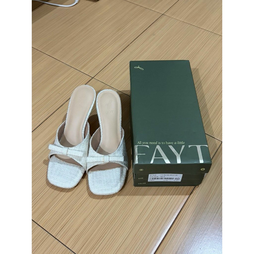 FAYT HEELS