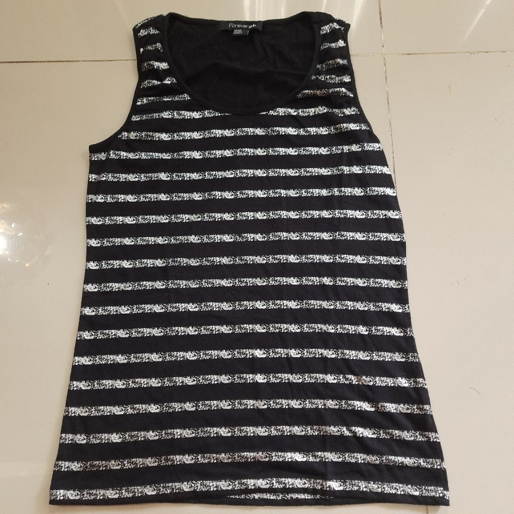 Baju Wanita GAP / Atasan Wanita GAP / Blouse Wanita GAP / Fashion Wanita GAP