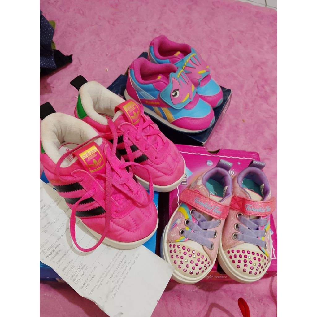 Adidas preloved