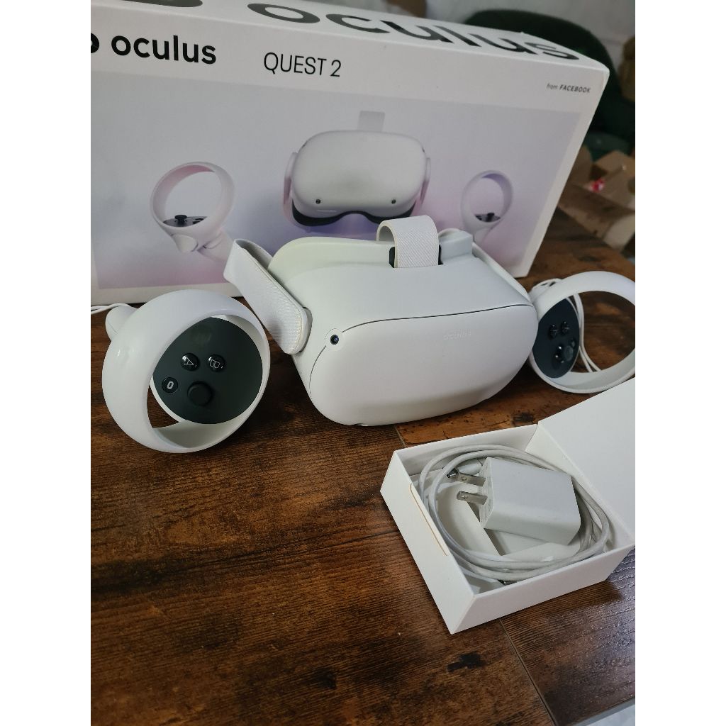 Meta Oculus Quest 2 64GB VR Virtual Reality