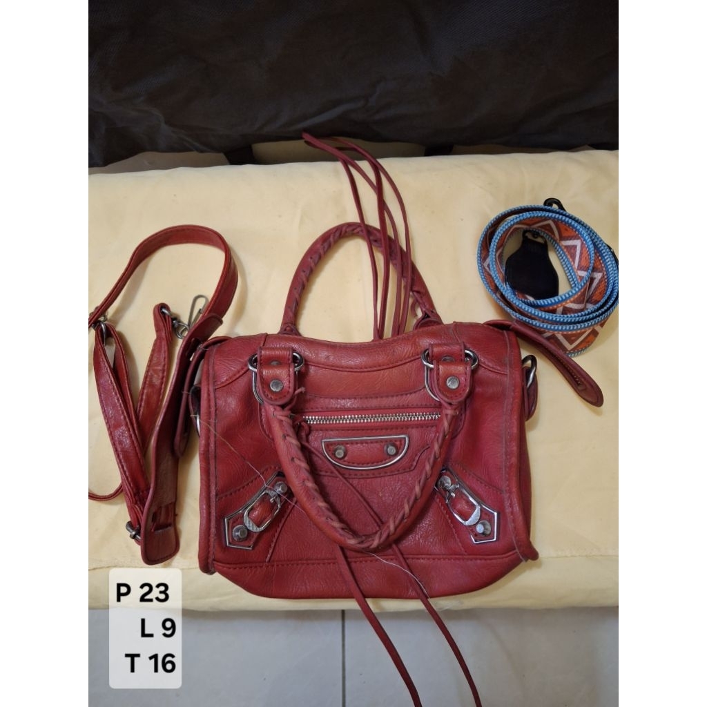 Preloved Tas Balenciag* mini