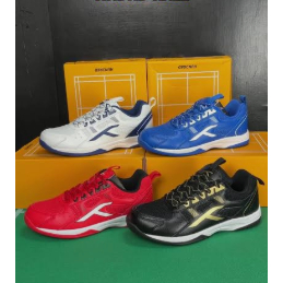SEPATU BULUTANGKIS HUNDRED RAZE