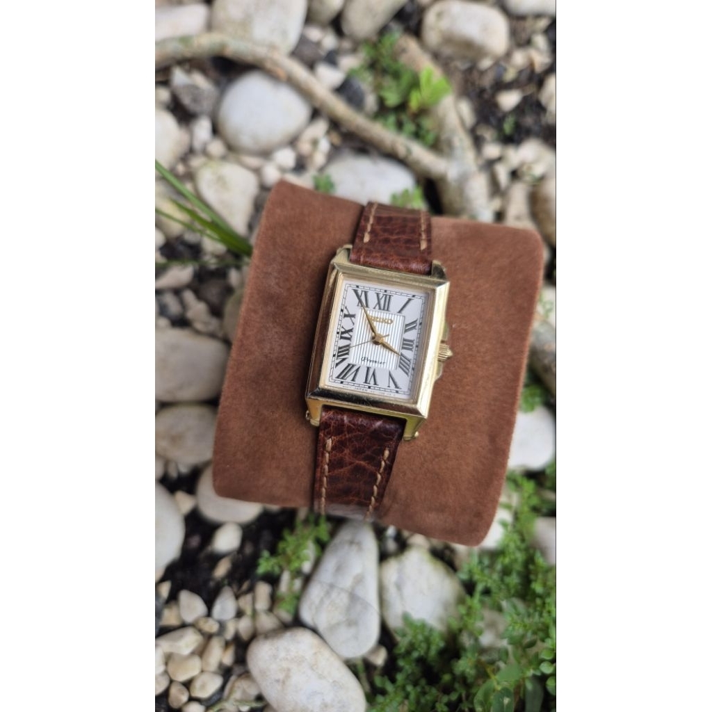 Seiko tank Premier ladies Silver Dial with roman index