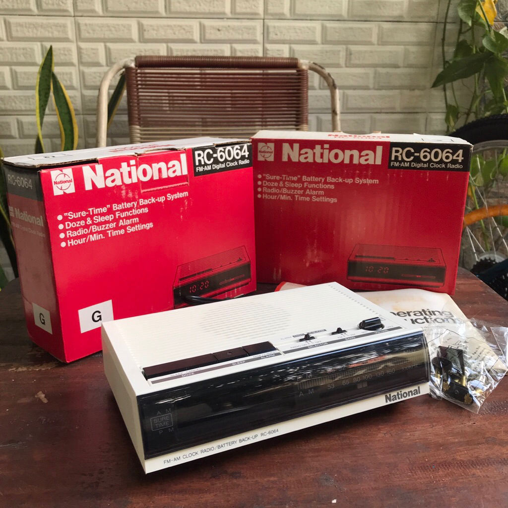 Radio Vintage Retro tahun 80an National RC 6040 FM-AM Digital Clock Radio kondisi NOS baru stok lama