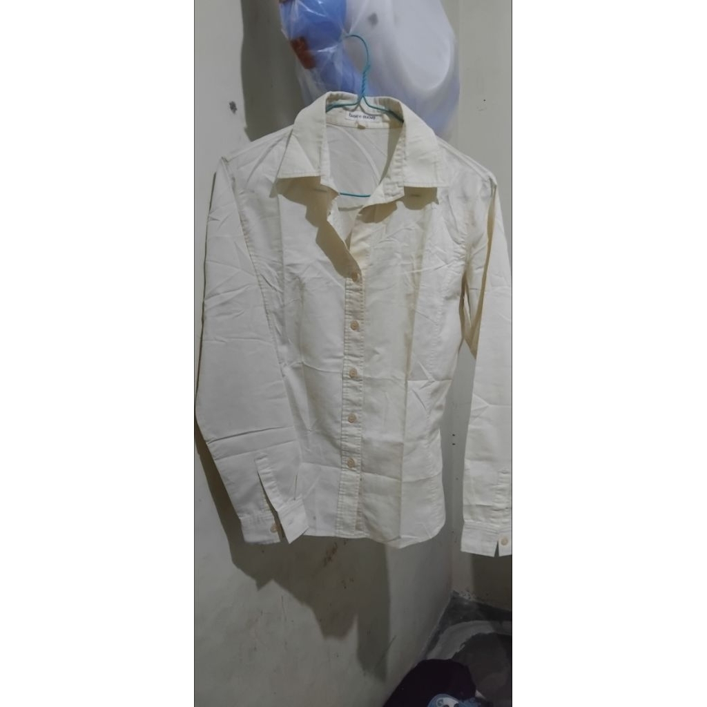 kemeja soft yellow butter yellow preloved