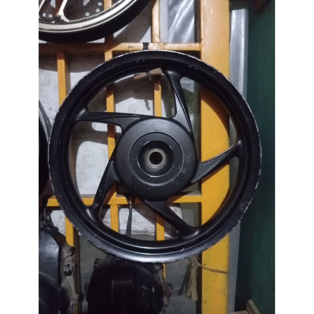 velg belakang vario 110