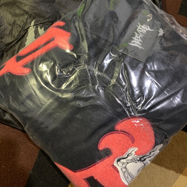 HECATE VARSITY BCK T SKULL DROP 8 USS ORIGINAL 1000%