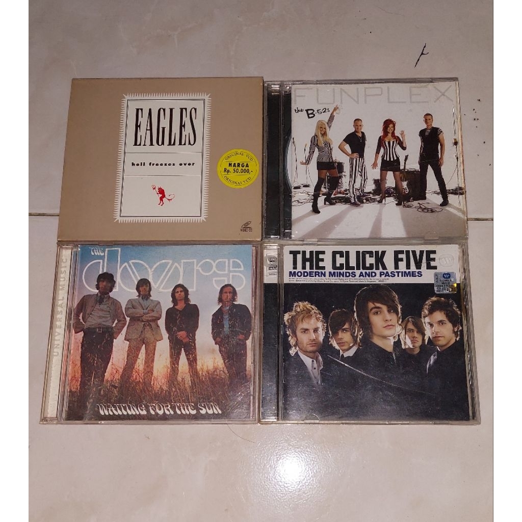 vcd & cd THE EAGLES-Hell Freezes Over / THE B-52'S-Funplex / THE DOORS-Waiting For The Sun / THE CLI