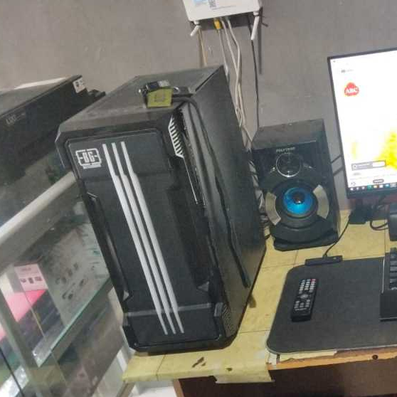 Komputer Gaming Ryzen3 3200GHZ/RAM8GBddr4/PSU500W/SSD256/128GB/Mobo asrock a320m hev