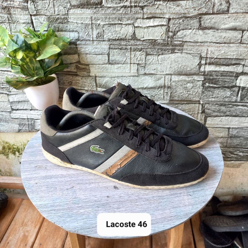 Sepatu second kulit merk Lacoste size46 insol30cm
