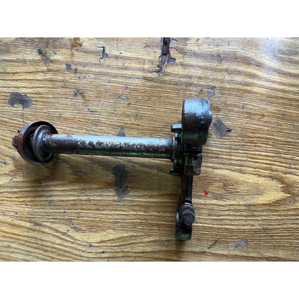 segitiga bawah T shock depan Yamaha RS100 RS 100 LS3 l2s original / 2926