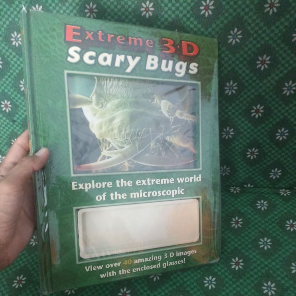 Preloved Buku Anak Scary Bugs