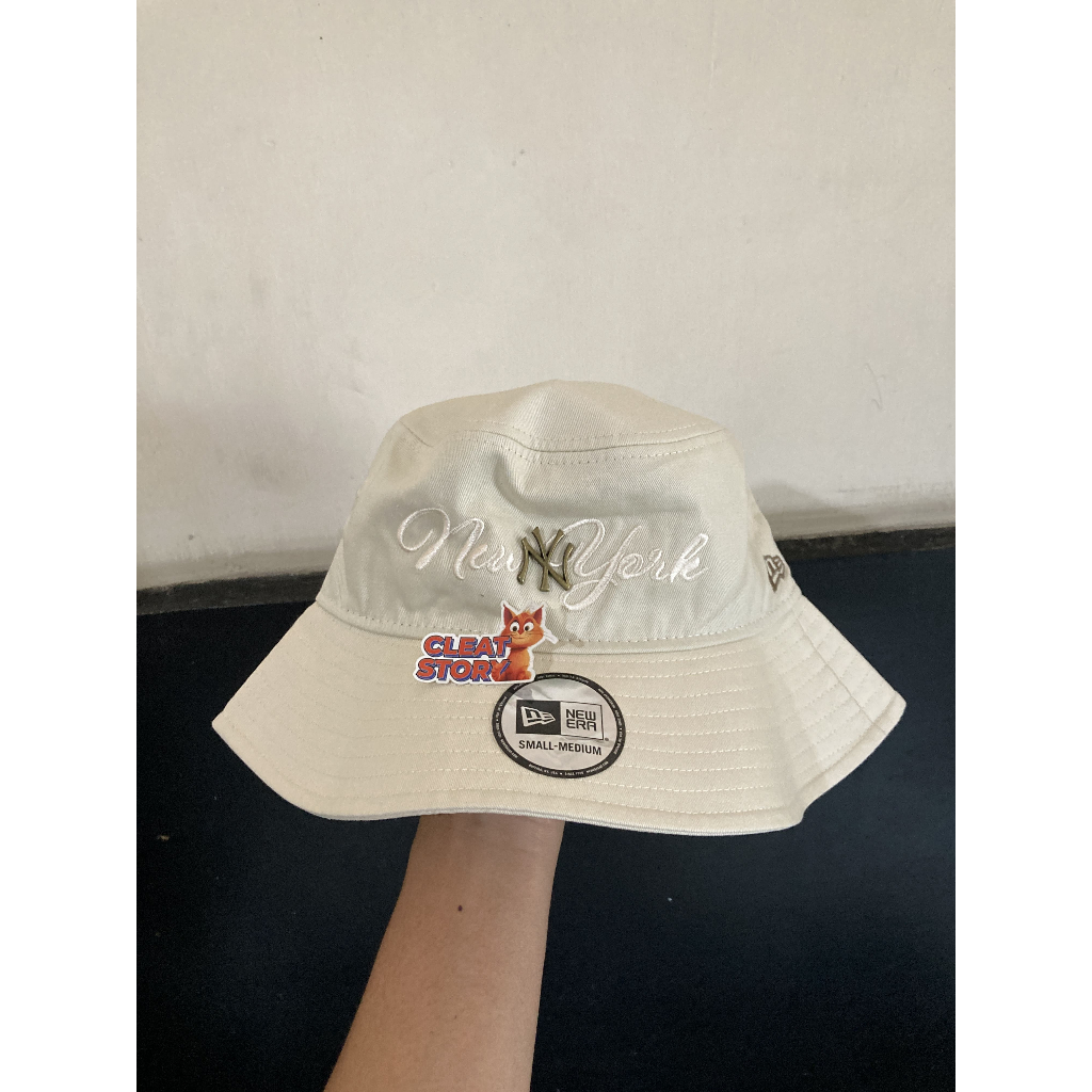TOPI NE x MLB NY YANKEES METAL LOGO BEIGE ORIGINAL NO BOX [14440892]