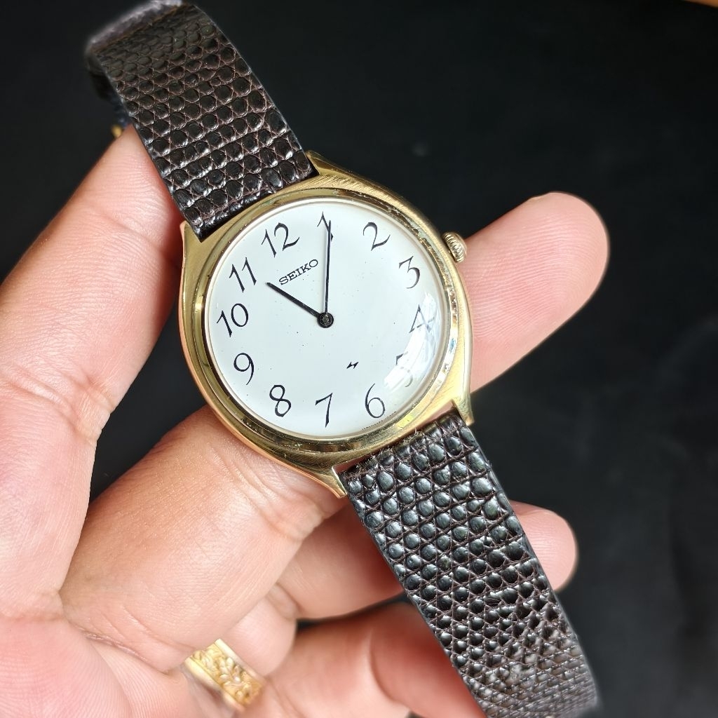 Original Seiko Chariot 2220-0300 Vintage Rare