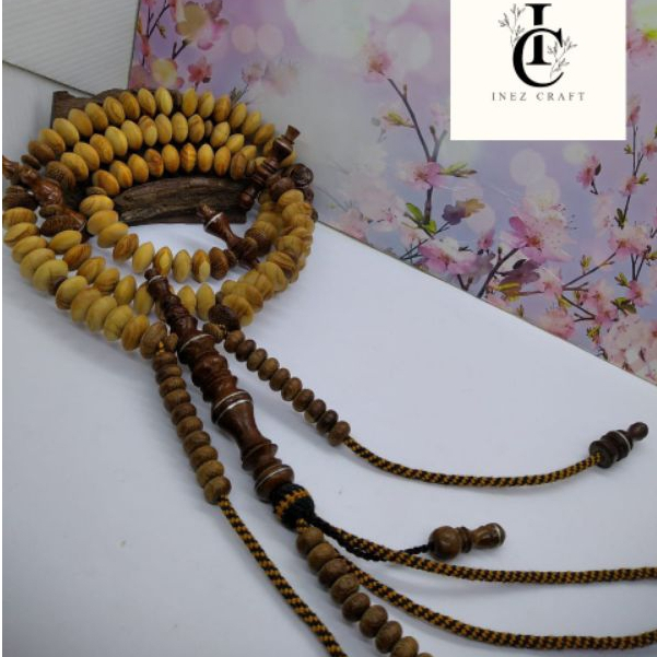 Tasbih tijani kayu Cendana wangi kombinasi kelor emas T41