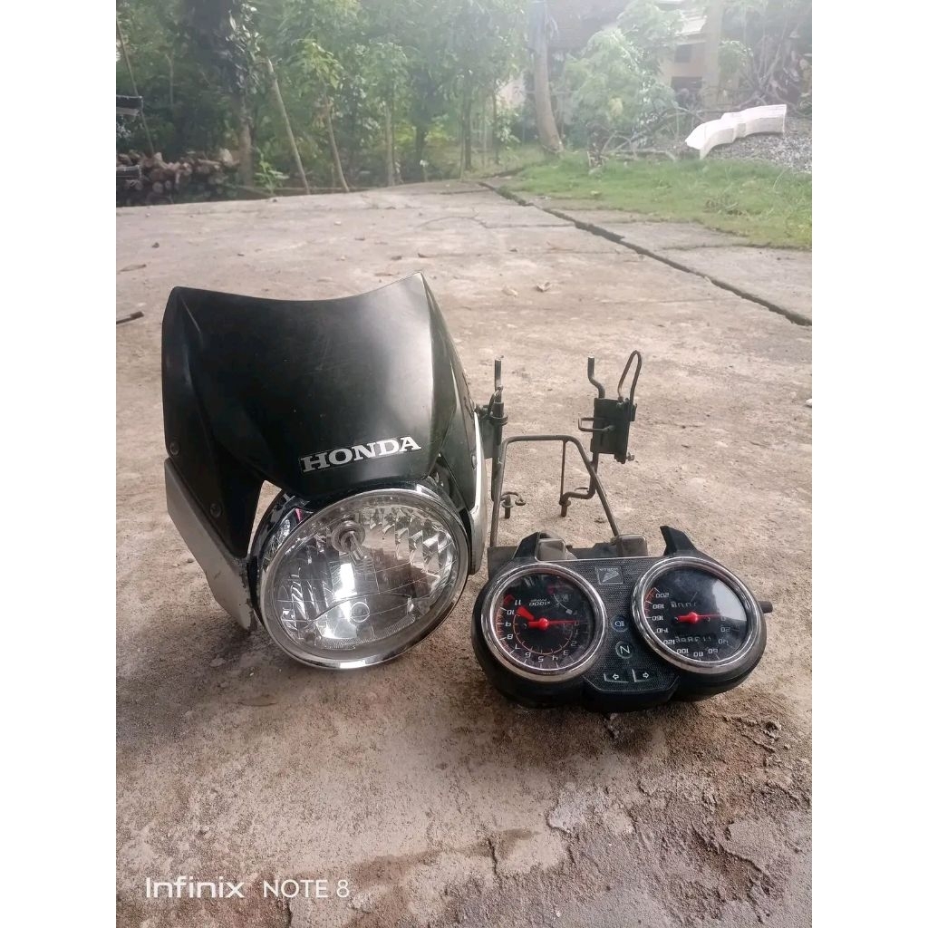 LAMPU DEPAN TIGER REVO BARONG ORI SET COPOTAN 2013