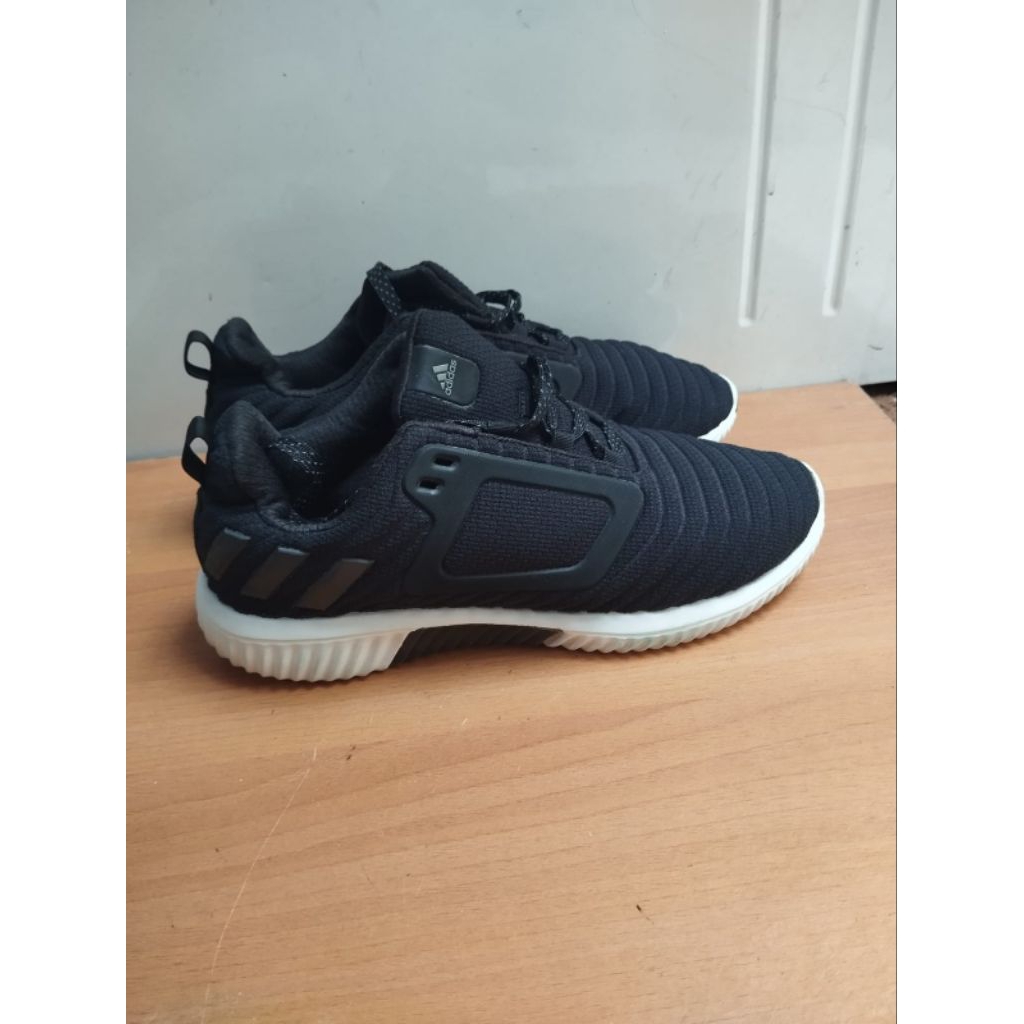 SEPATU RUNNING SNEAKERS CASUAL ADIDAS CLIMACOOL SIZE 40 BEKAS PRELOVED