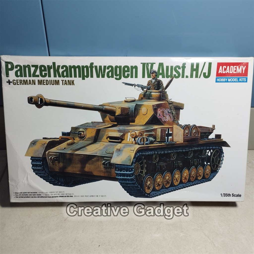 German Panzer IV Ausf.H/J - Model Kit / Mokit Academy 1/35 - Panzerkampfwagen 4 Ausf. H / J - Pzkpfw