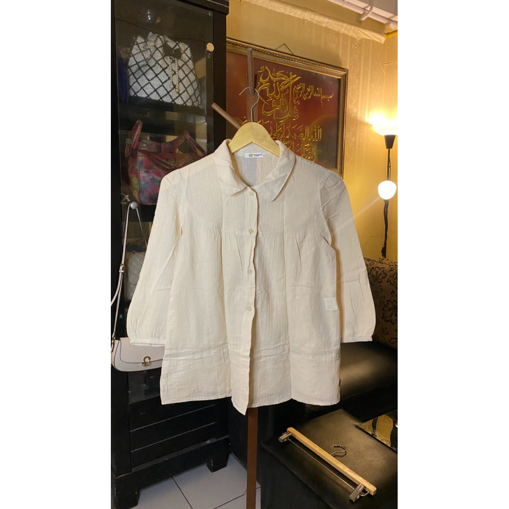 Preloved Kemeja Batik Blouse Celana Jeans Wanita By Kyofits