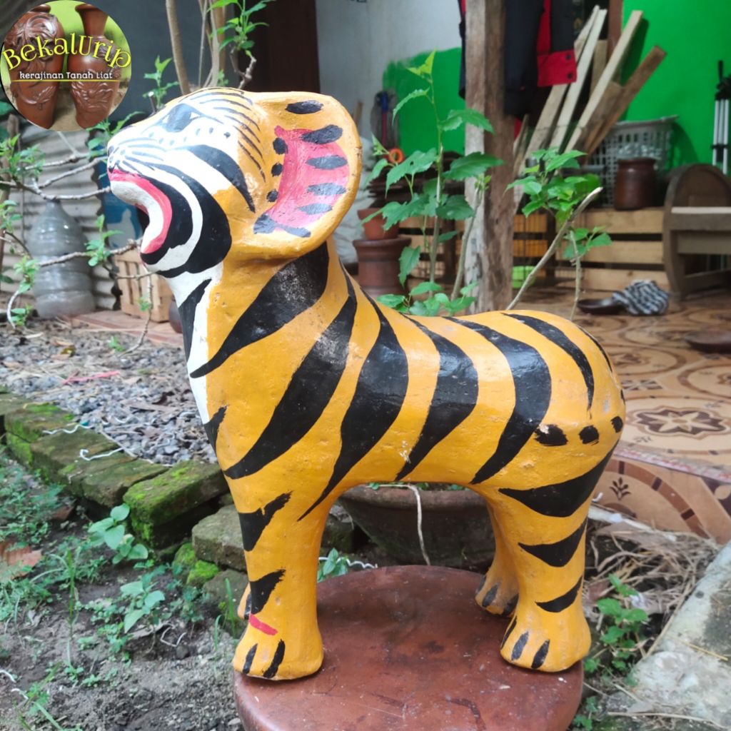 Celengan model macan D 26 cm gerabah tanah liat ( SUDAH FREE EXTRA PACKING)