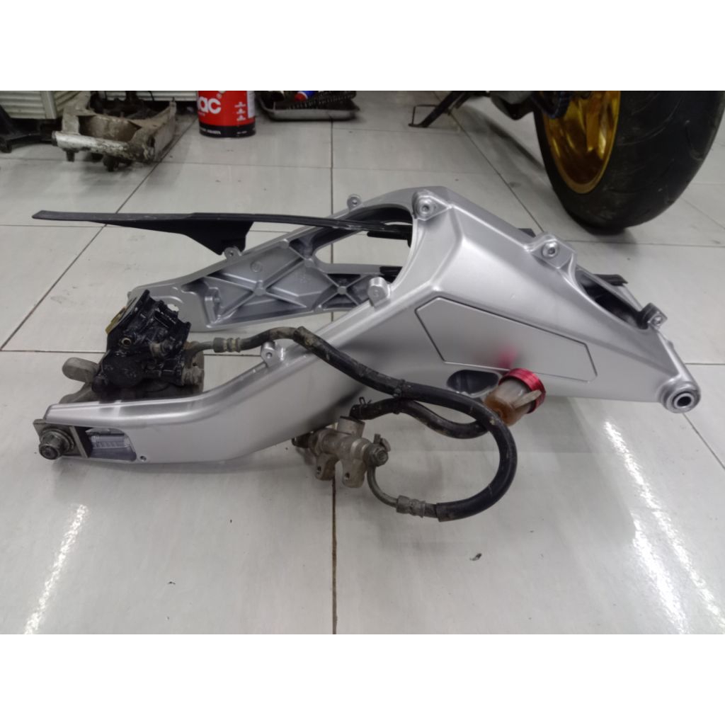 SWING ARM r15 v3 set pengereman pnp VIXION