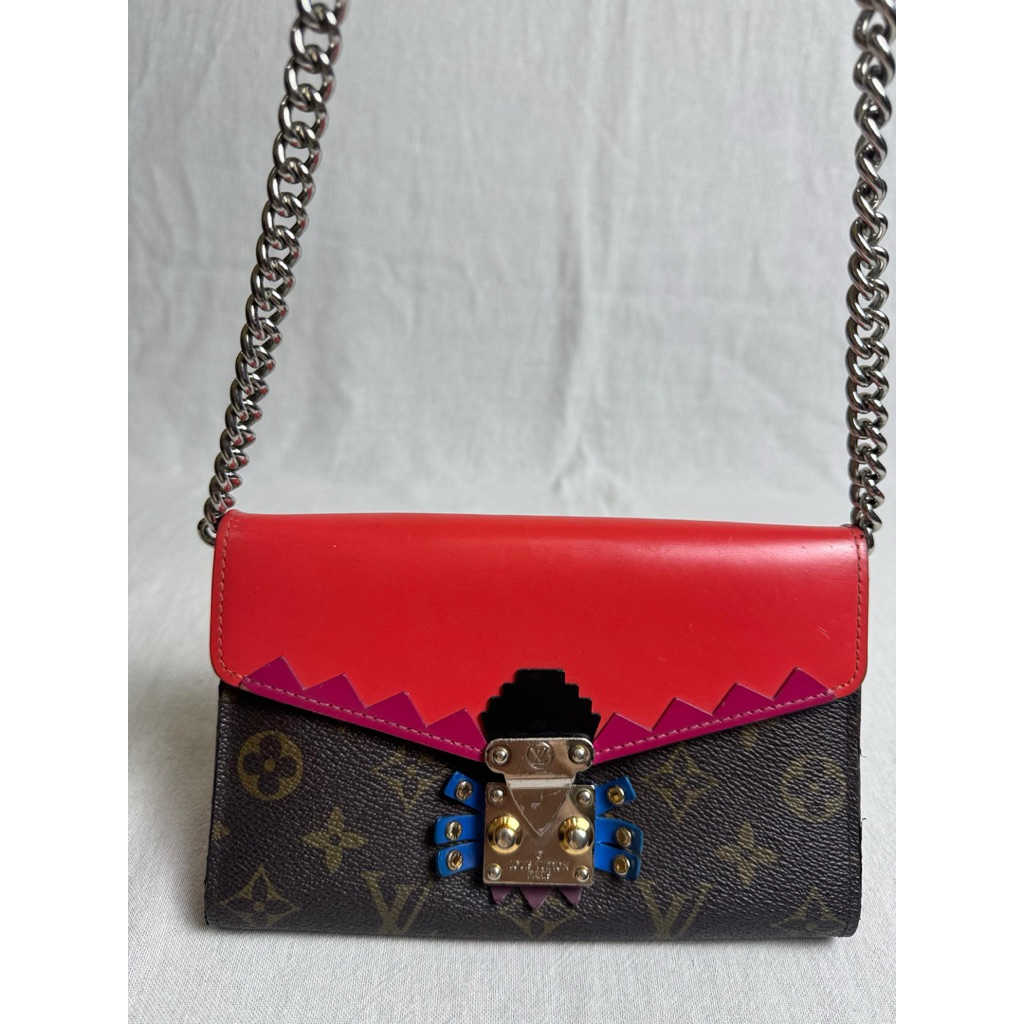 TAS LV SLING BAG FLAMINGO PRELOVED BAG BRANDED