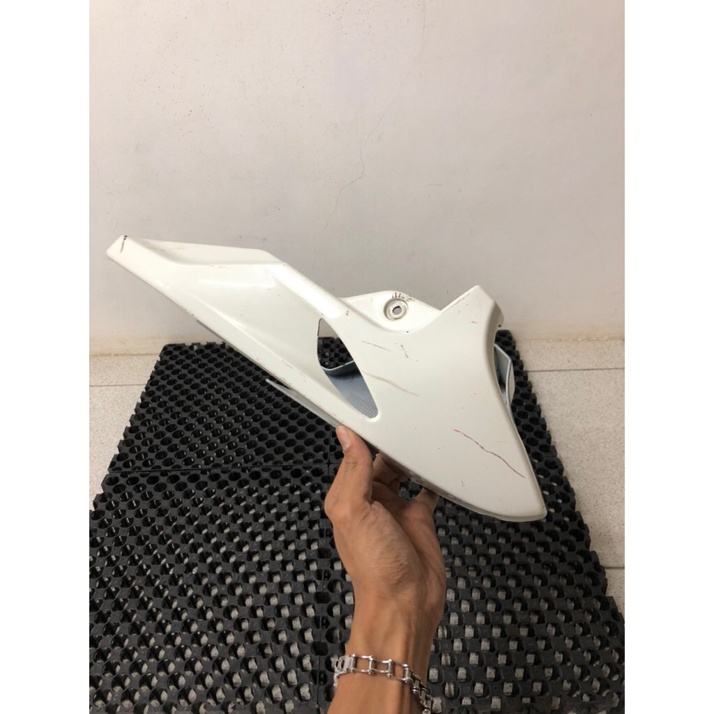 undercowl cover mesin bawah cbr 150 cb 150r old original copotan