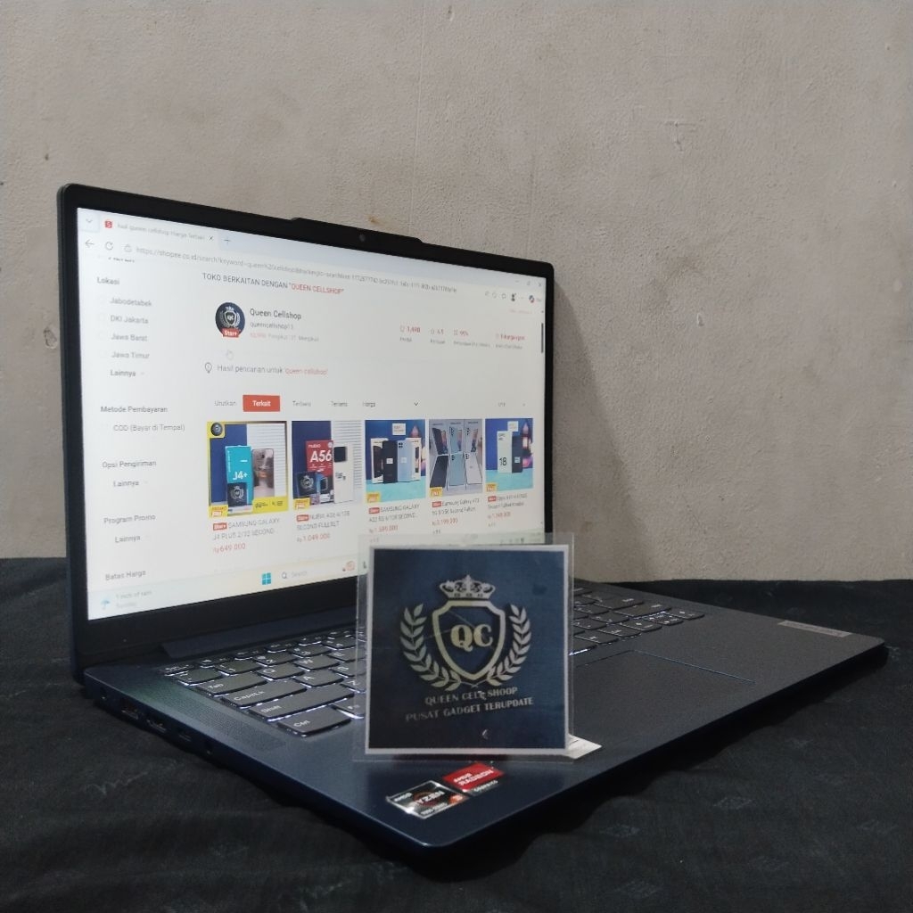 LAPTOP LENOVO 82XN AMD RYZEN 3 7320U 8GB SSD 512GB 14 INCH SECOND BERGARANSI RESMI