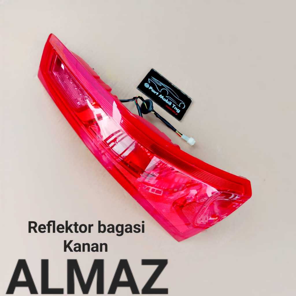 Lampu Stop Stoplamp Stop Lamp Wuling Almaz Kanan