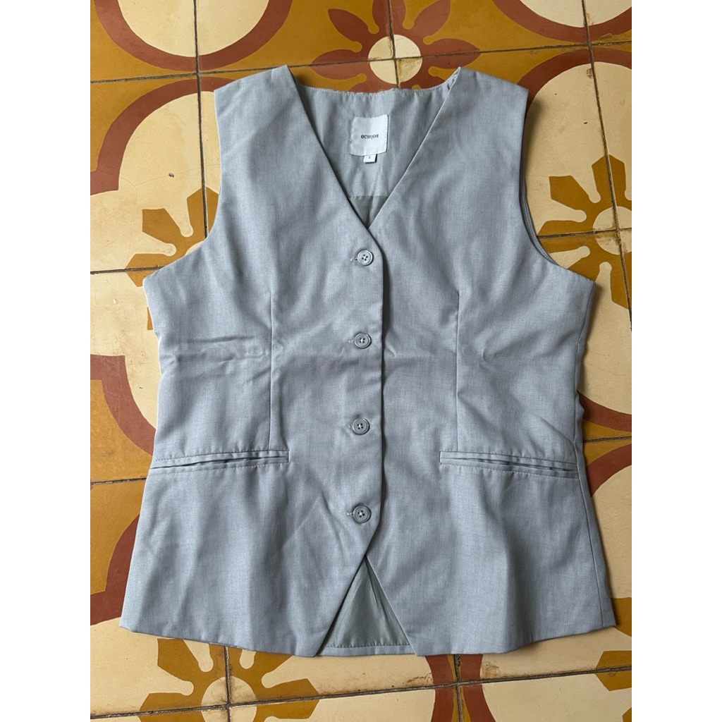 Ecinos after 2.0 vest in grey