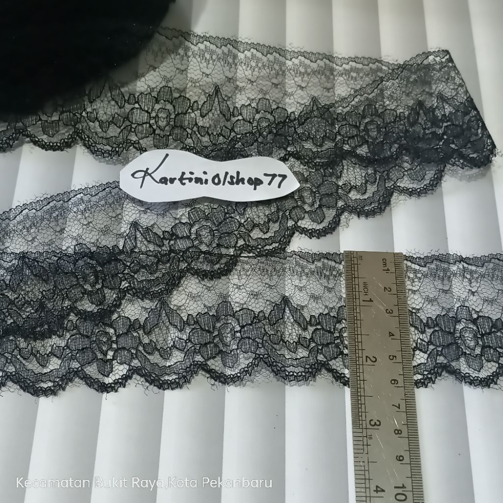 Renda Cantik Warna Hitam Lebar 6cm Harga per Yard