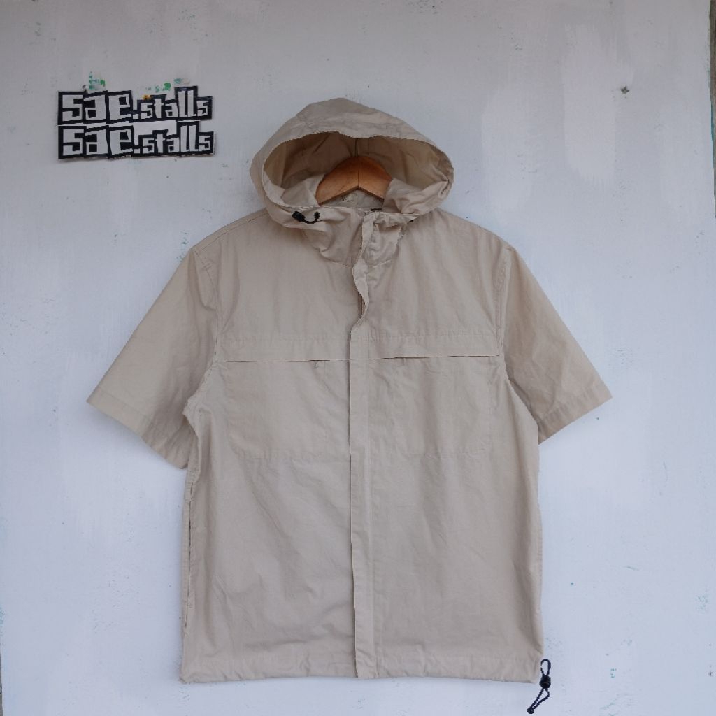 Work Shirt Uniqlo Lengan Pendek