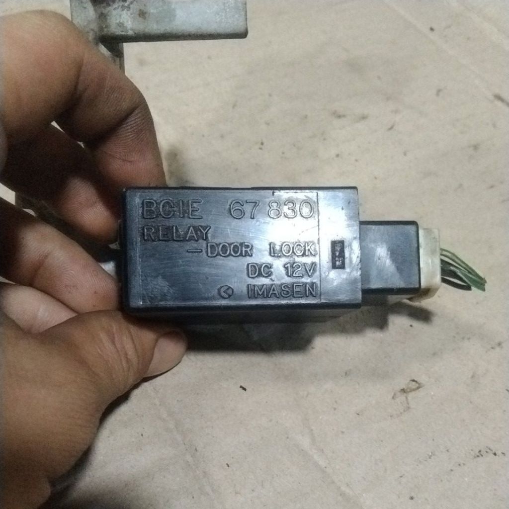 RELAY DOOR LOCK PINTU MAZDA LANTIS FAMILIA COPOTAN ORIGINAL